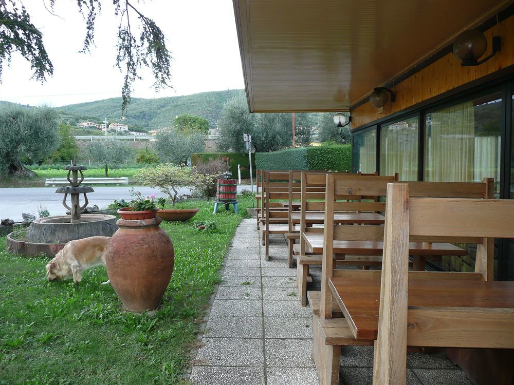 Hotel Darsena Passignano sul Trasimeno Eksteriør billede