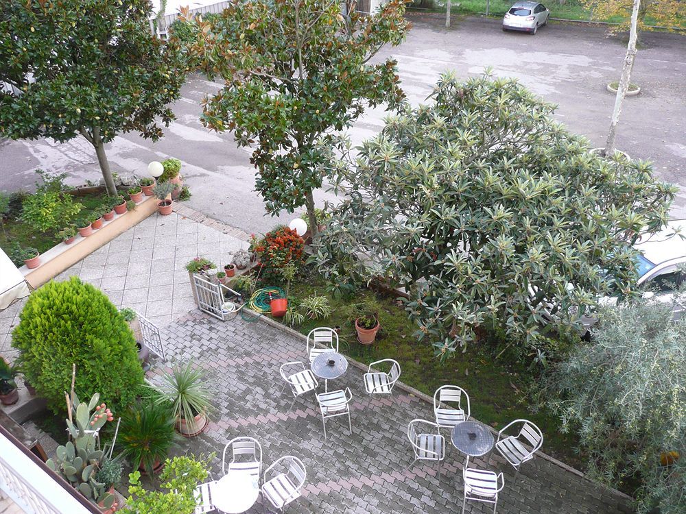 Hotel Darsena Passignano sul Trasimeno Eksteriør billede