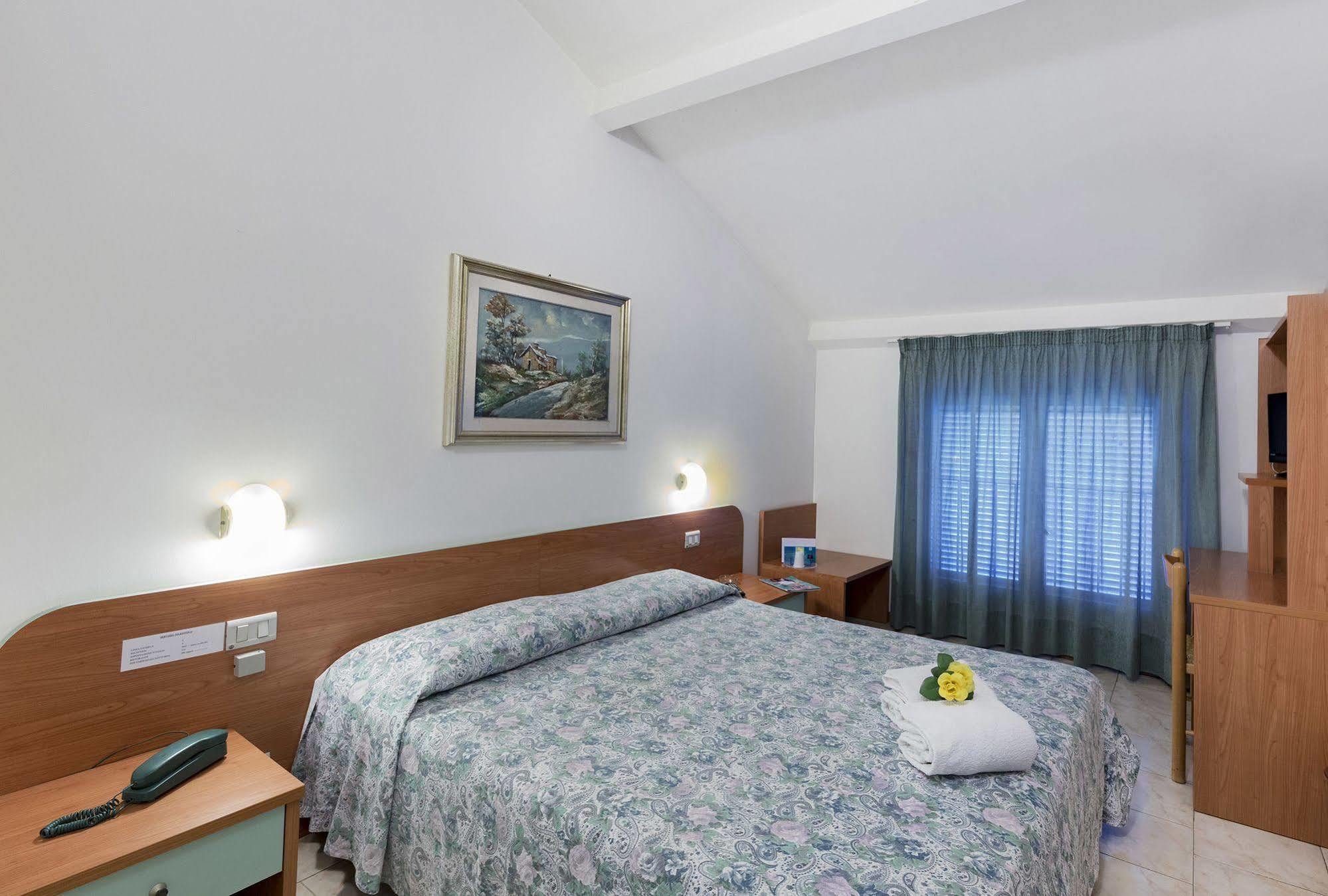 Hotel Darsena Passignano sul Trasimeno Eksteriør billede