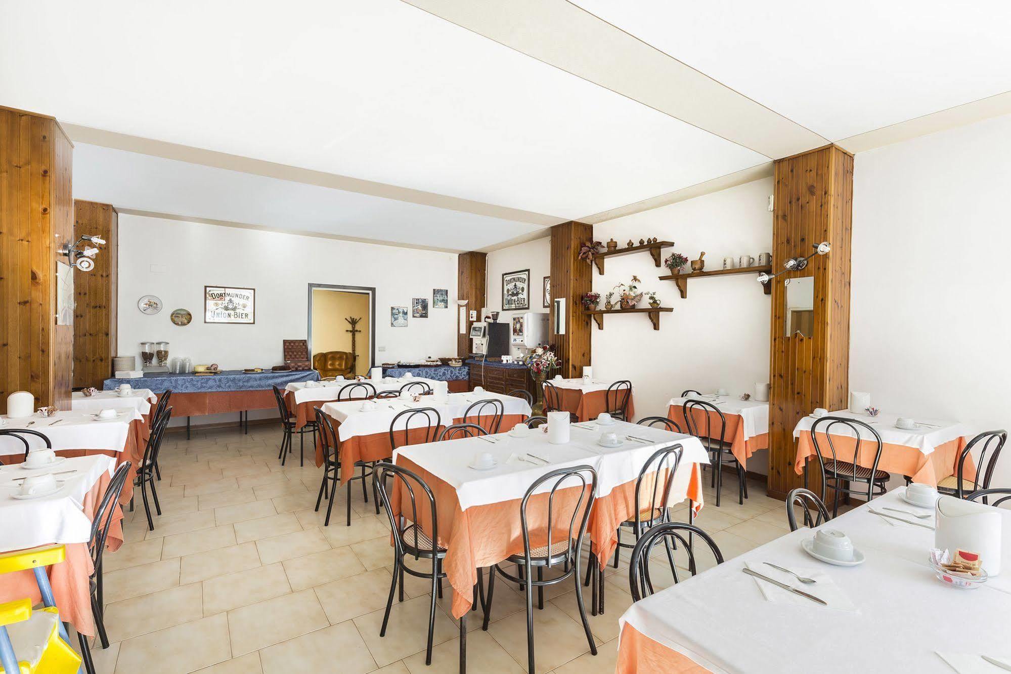 Hotel Darsena Passignano sul Trasimeno Eksteriør billede