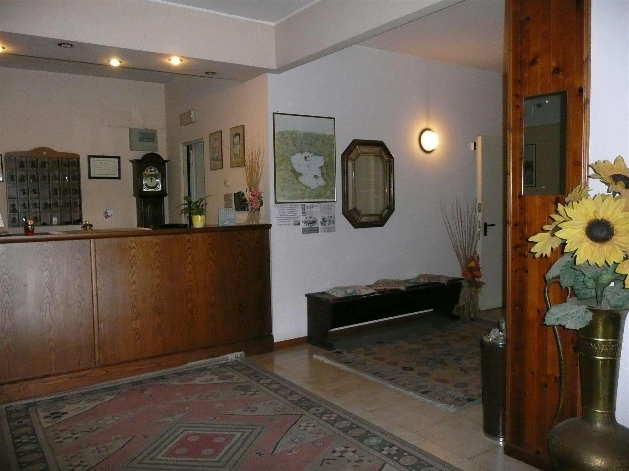 Hotel Darsena Passignano sul Trasimeno Eksteriør billede