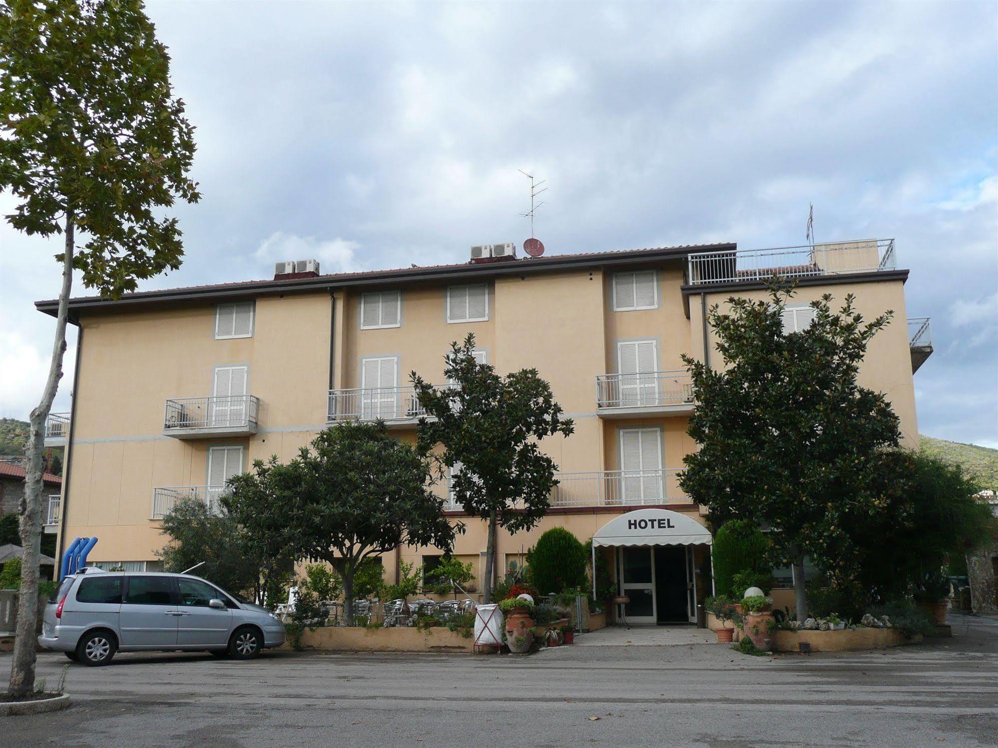 Hotel Darsena Passignano sul Trasimeno Eksteriør billede
